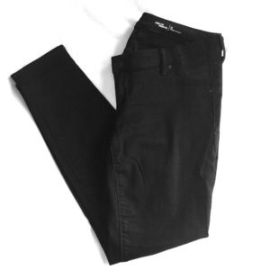 Gap Maternity True Skinny Black Jeans- Size 28